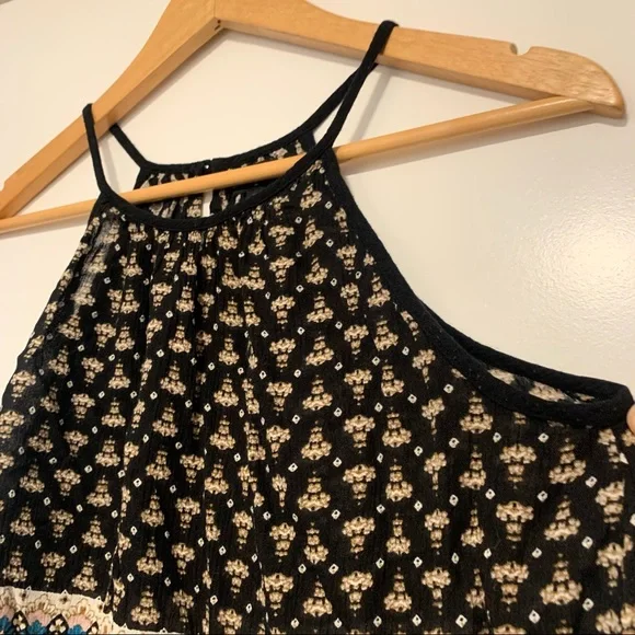 Eclipse | Patterned Tank Top - Picture 3 of 13